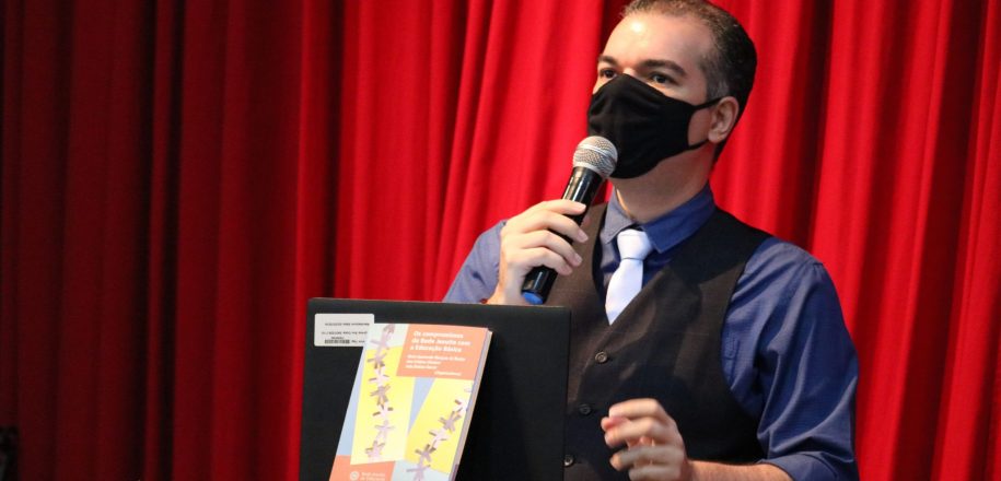 Diretores de Teresina apresentam o resultado de suas pesquisas na Jornada Pedagógica