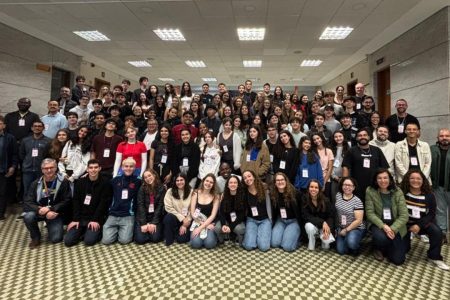VIII Encontro de Formação Integral reúne jovens da RJE em vivência inaciana