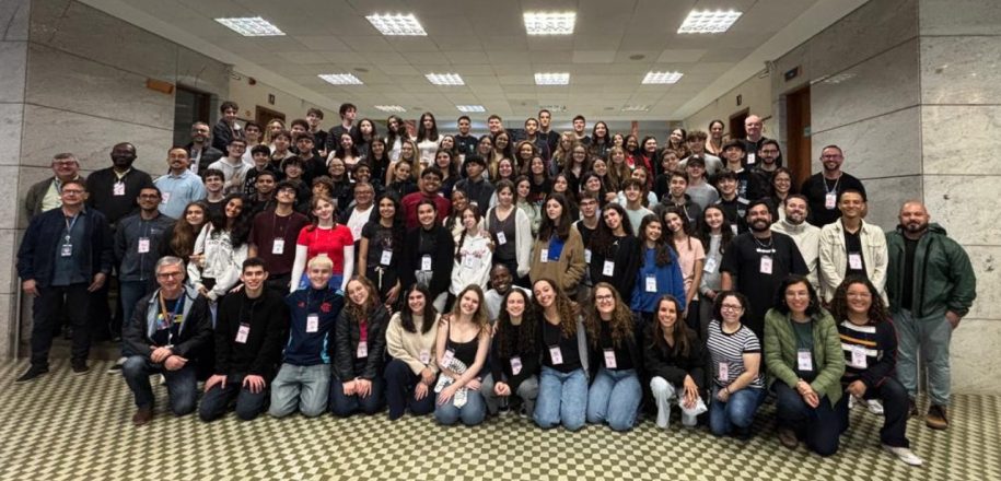 VIII Encontro de Formação Integral reúne jovens da RJE em vivência inaciana