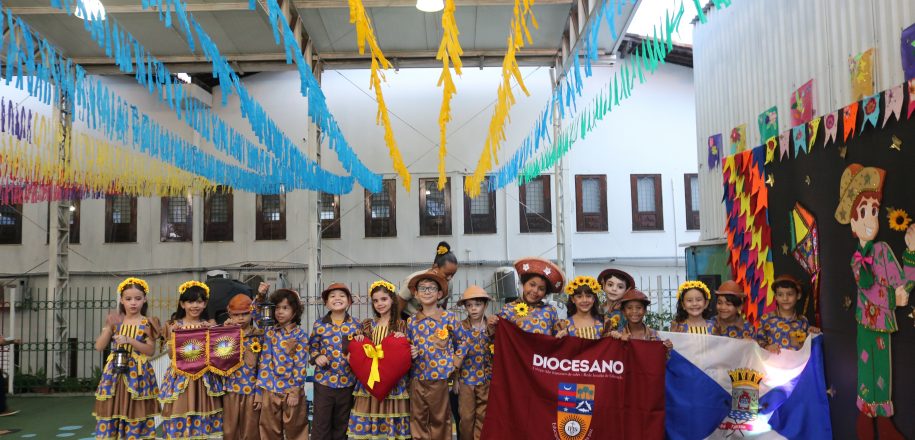 Colégio Diocesano Infantil celebra as tradições nordestinas no Encontro de Culturas 2026